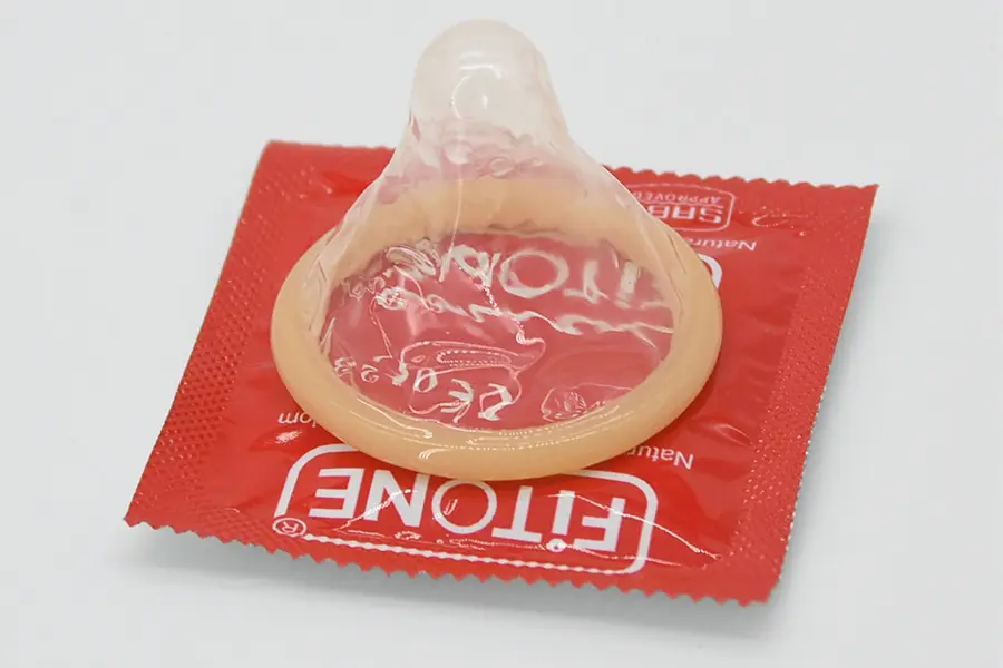 Fitone Plaisin Intense Big Dotted Condoms